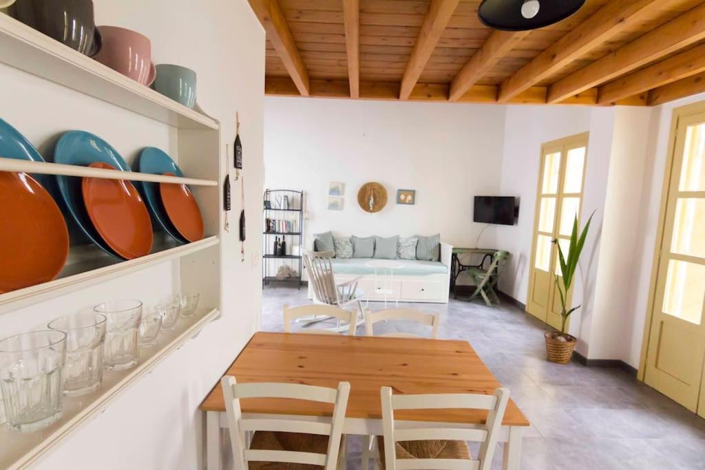Aegli Apartments Deluxe Sými Esterno foto